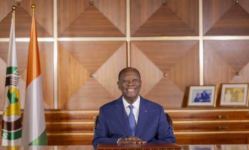  CÔTE D’IVOIRE : 65E ANNIVERSAIRE DE L’INDÉPENDANCE / OUATTARA libère 8 533 détenus et augmente de 2/3 la prime des fonctionnaires 